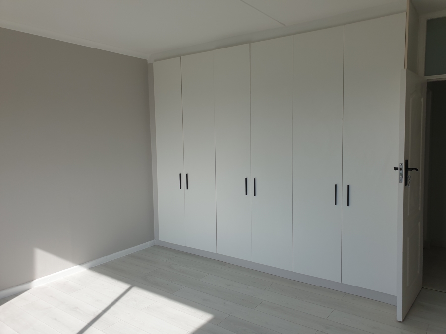 To Let 2 Bedroom Property for Rent in Claremont Western Cape